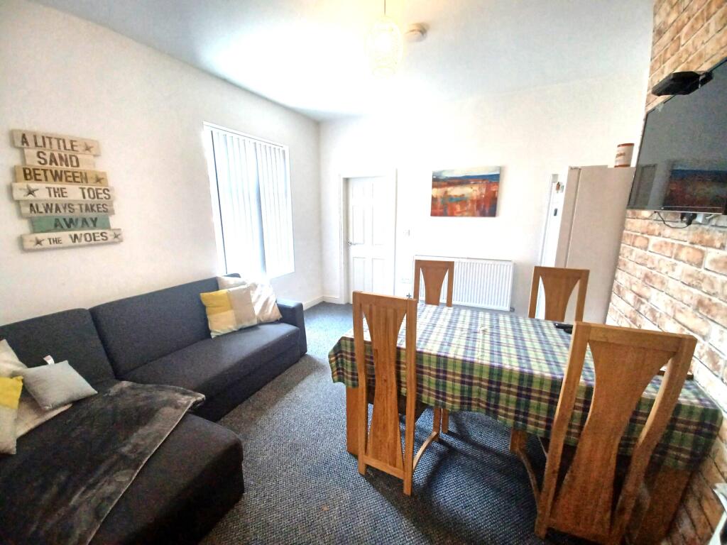 Lounge-scaled-1