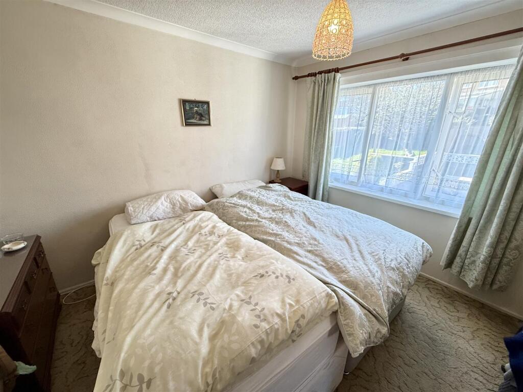 REAR BEDROOM