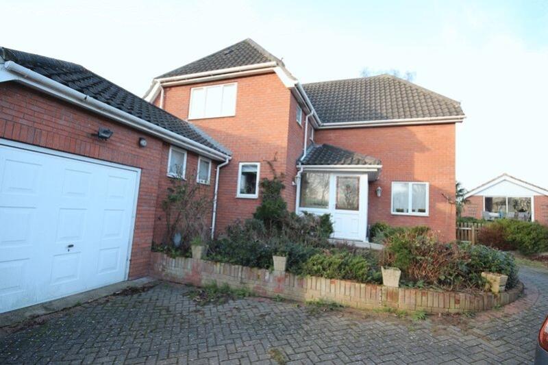 Flordon Road, NR15