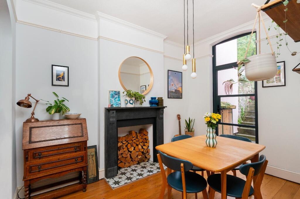 0A4TCD - Dining Room A.jpg