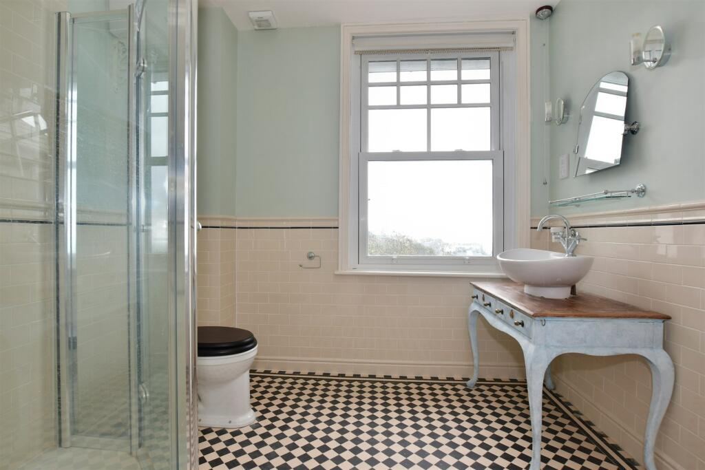 En-Suite Shower Room