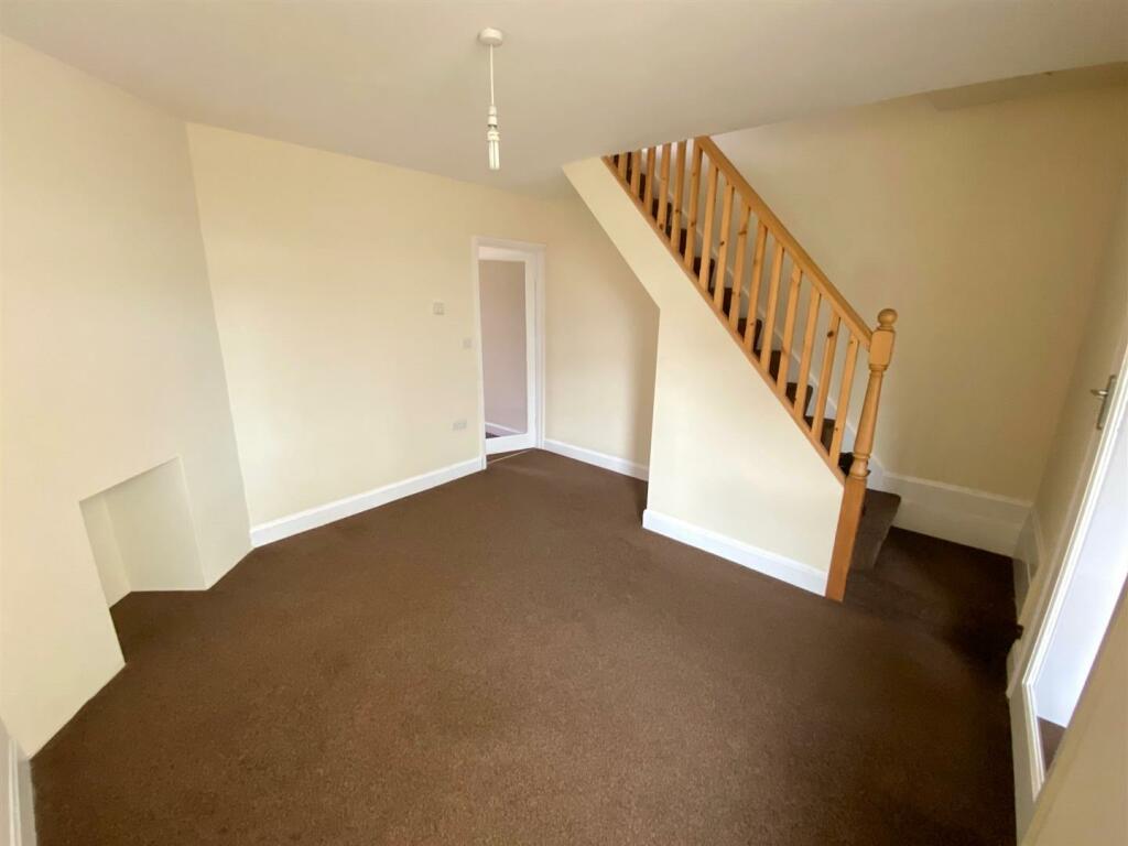 Dining Room.jpg