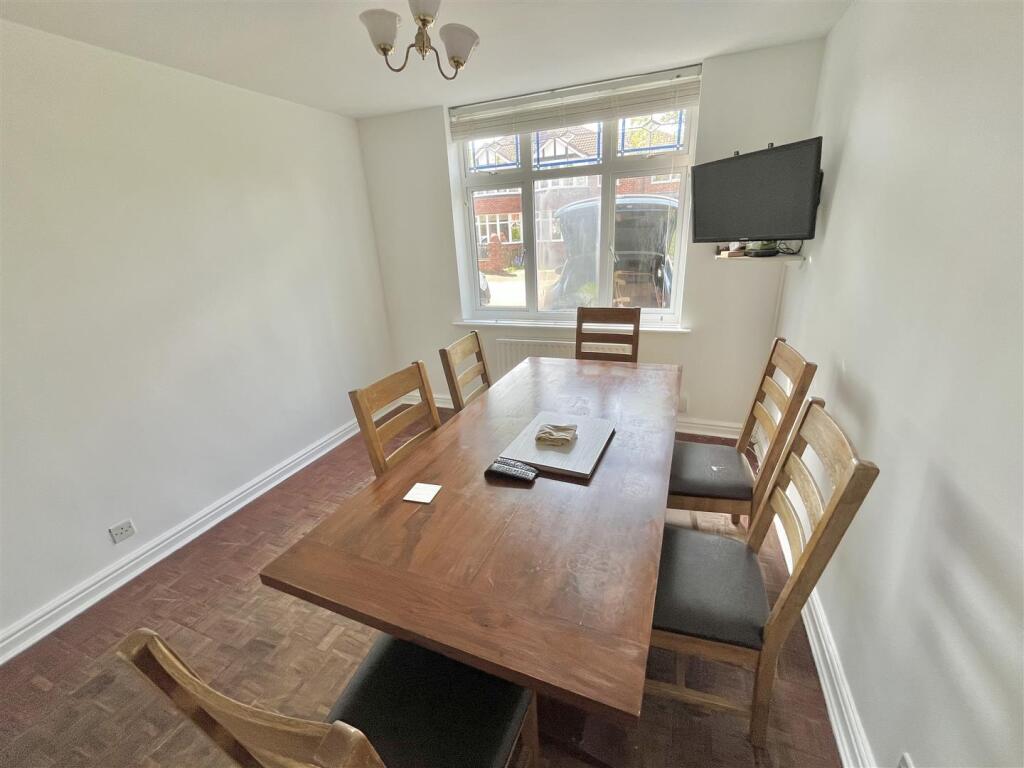 Dining Room Aspect 2