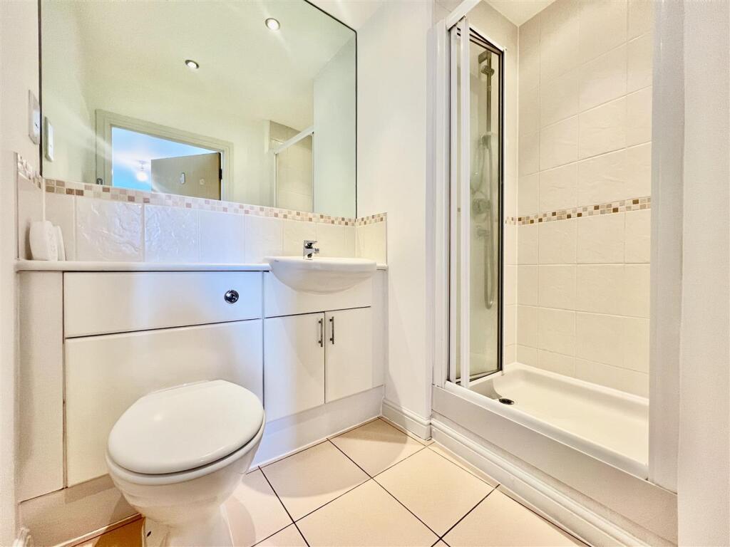 Ensuite