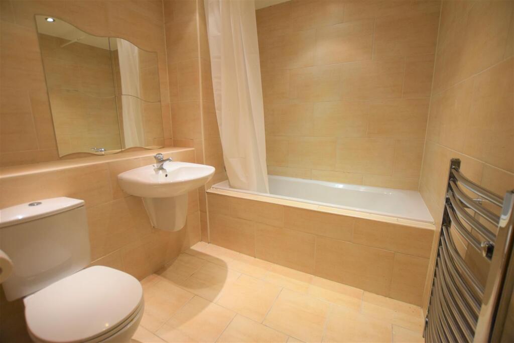 Main Bathroom