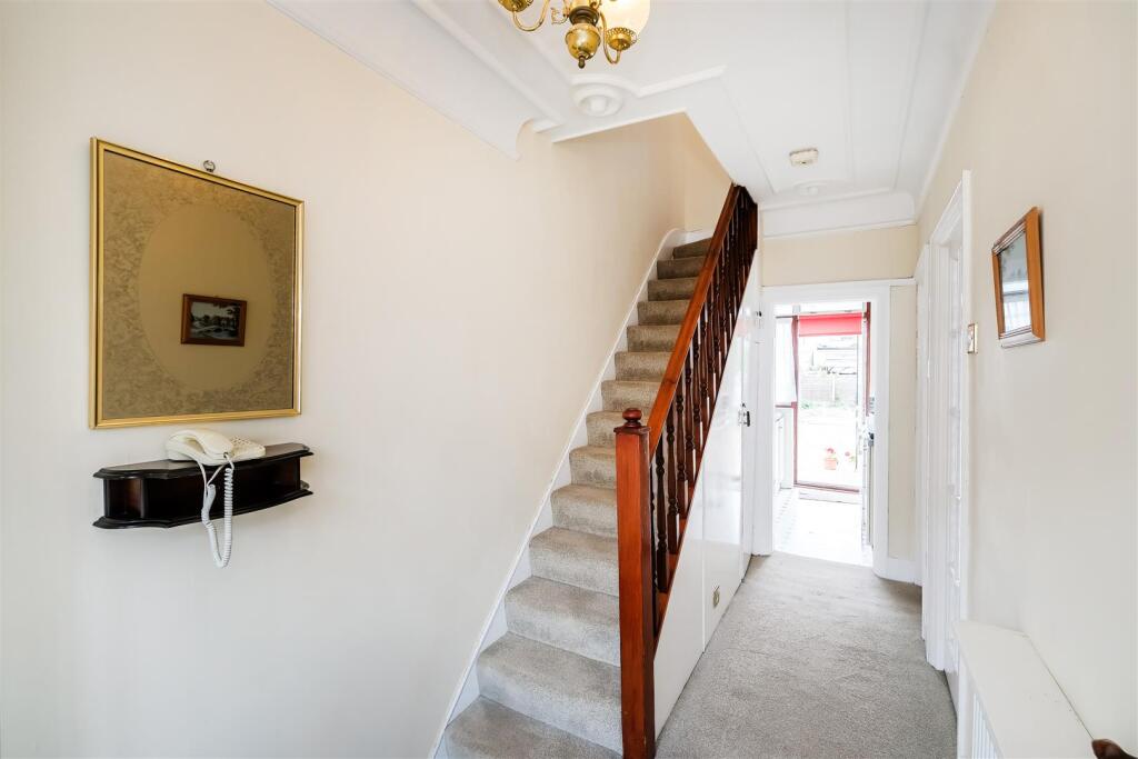 104 Matlock road-1.jpg
