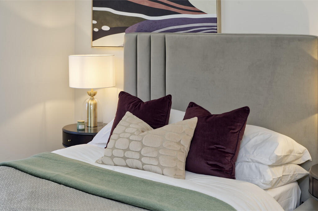 1 honeysuckle hou...