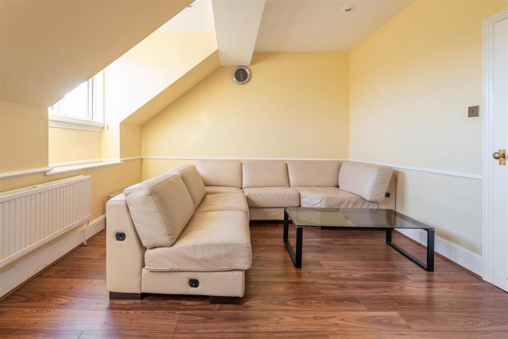 Cambridge Park E11
