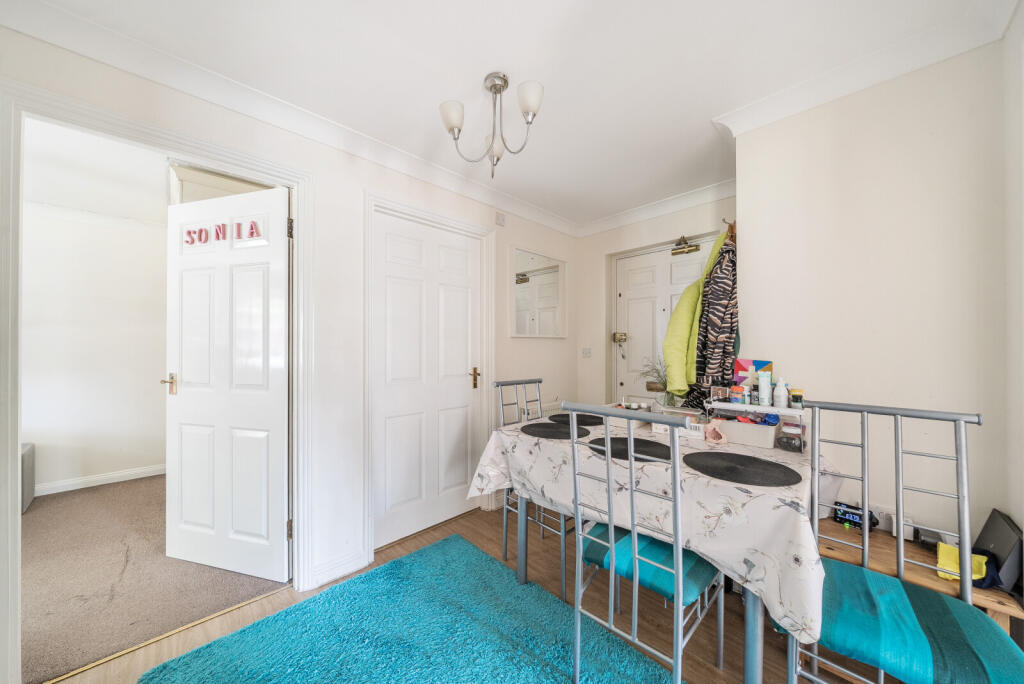 8-681b45ff94680-1...