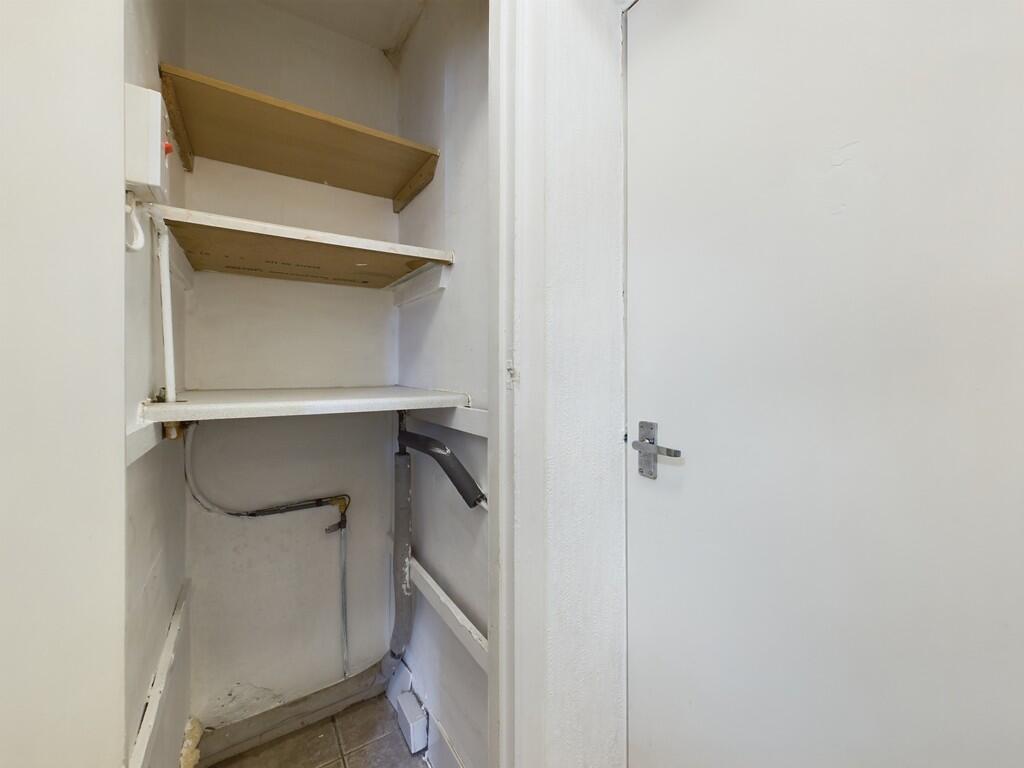 CAM03974G0-PR0103...