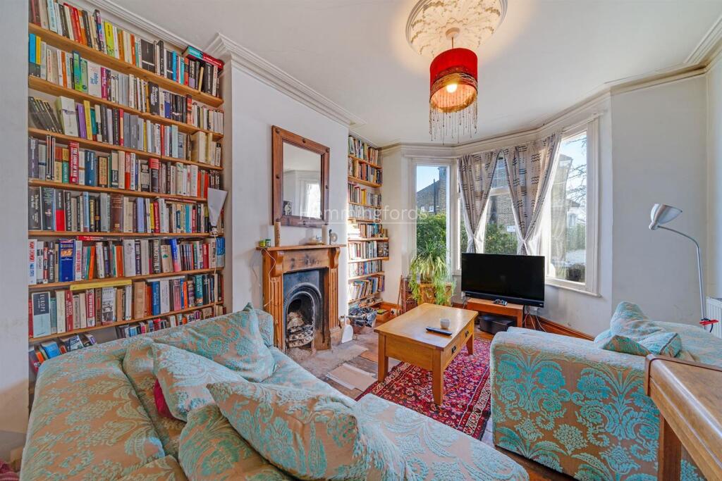 01-73e881601 - HMF - NS - 30 Fairthorn Road SE7 7R