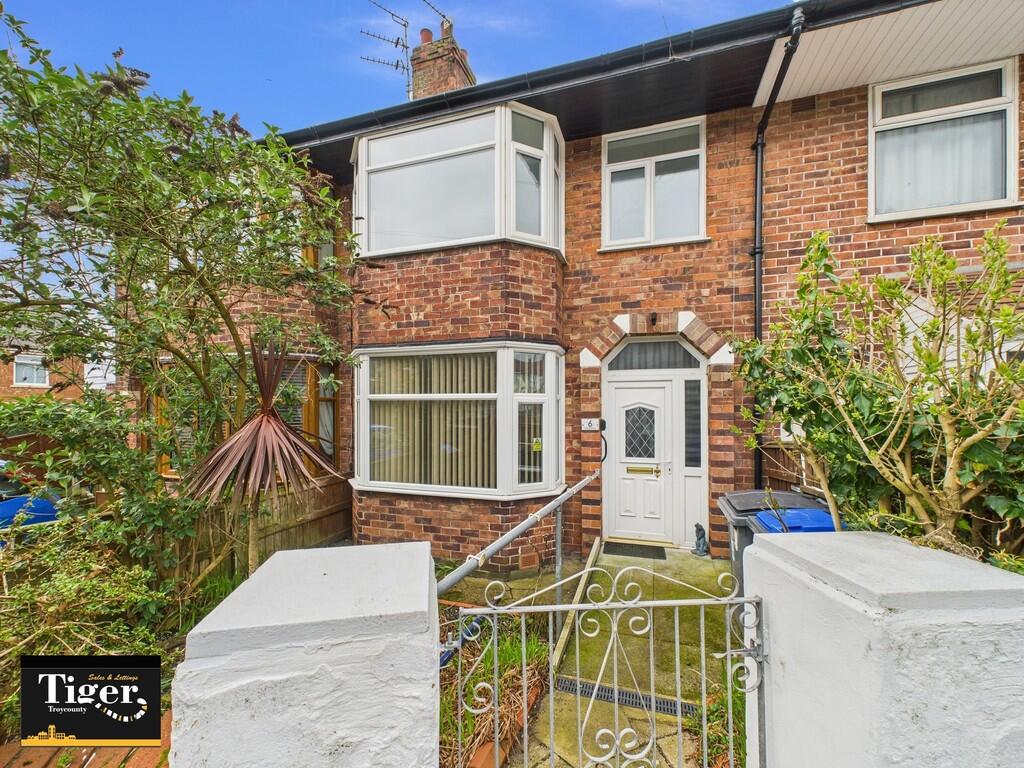 CAM02176G0-PR0527...