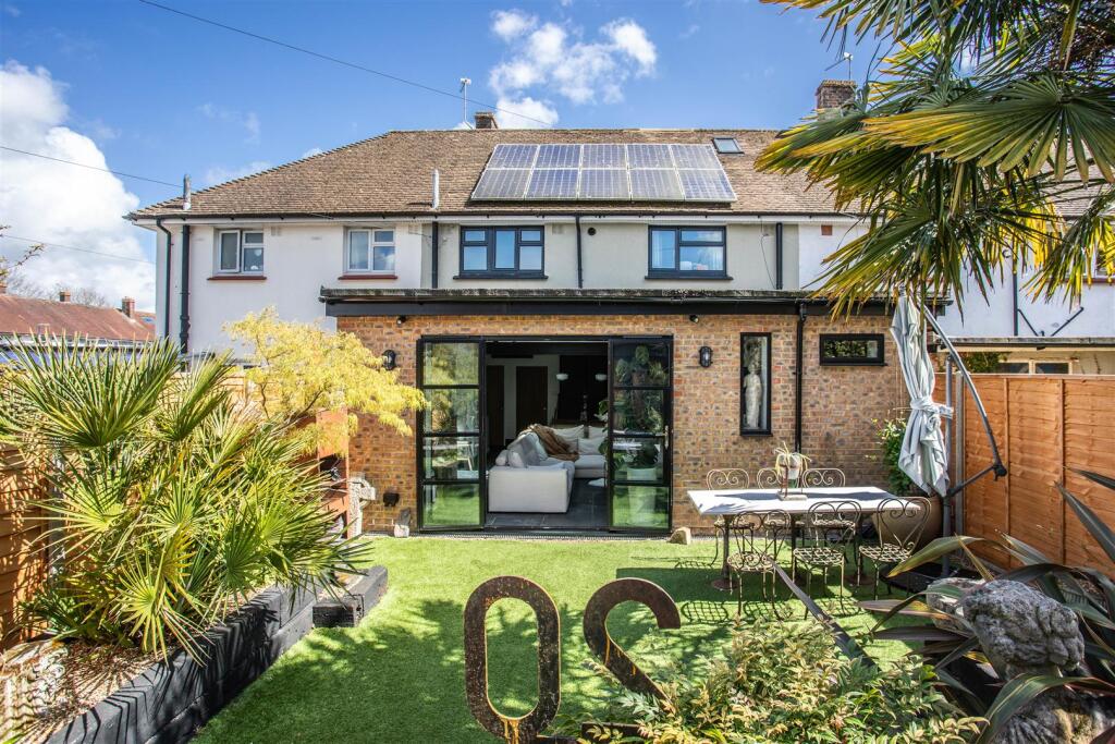 17 Fitzgerald Road14.jpg