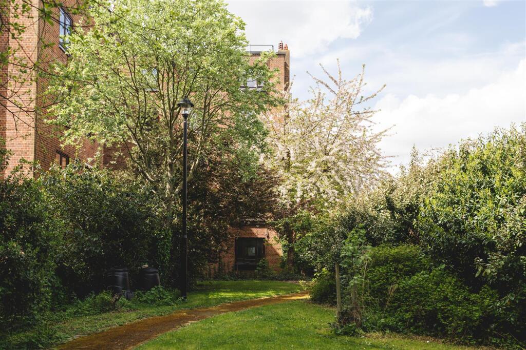 Wrens Park House-27.jpg