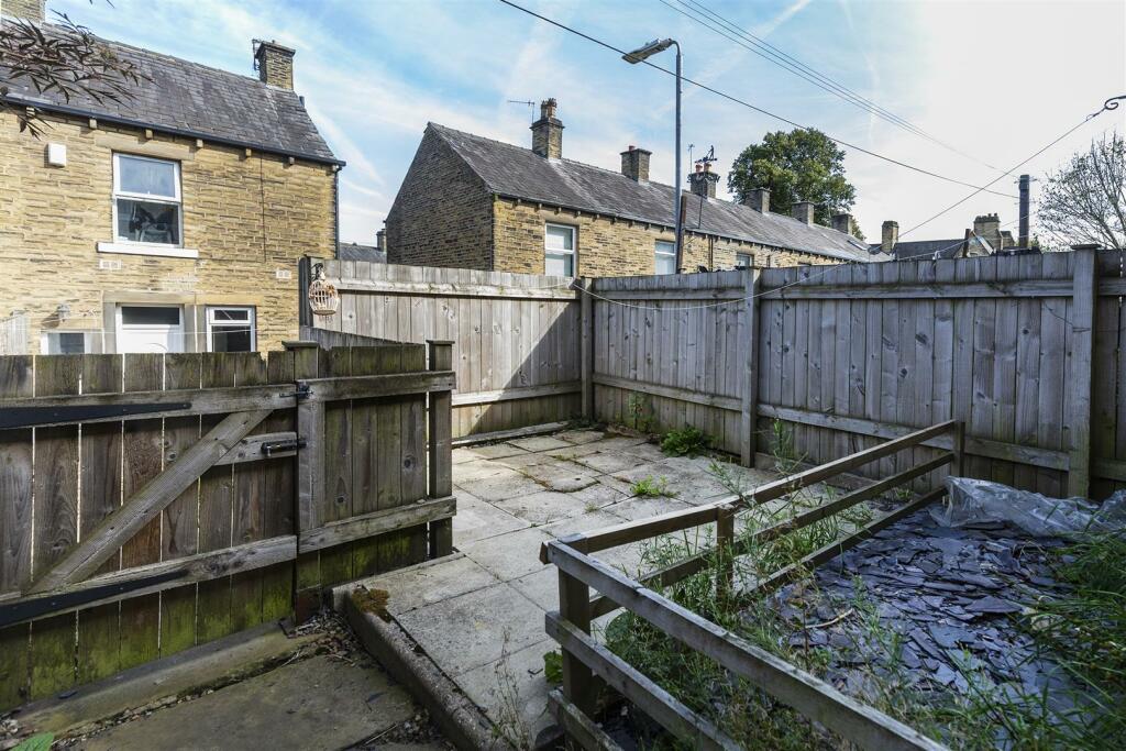 Bramleys Estate Agents - Halifax - Abbey Walk Sout