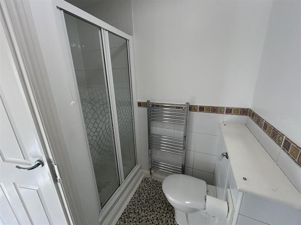 En-suite shower room