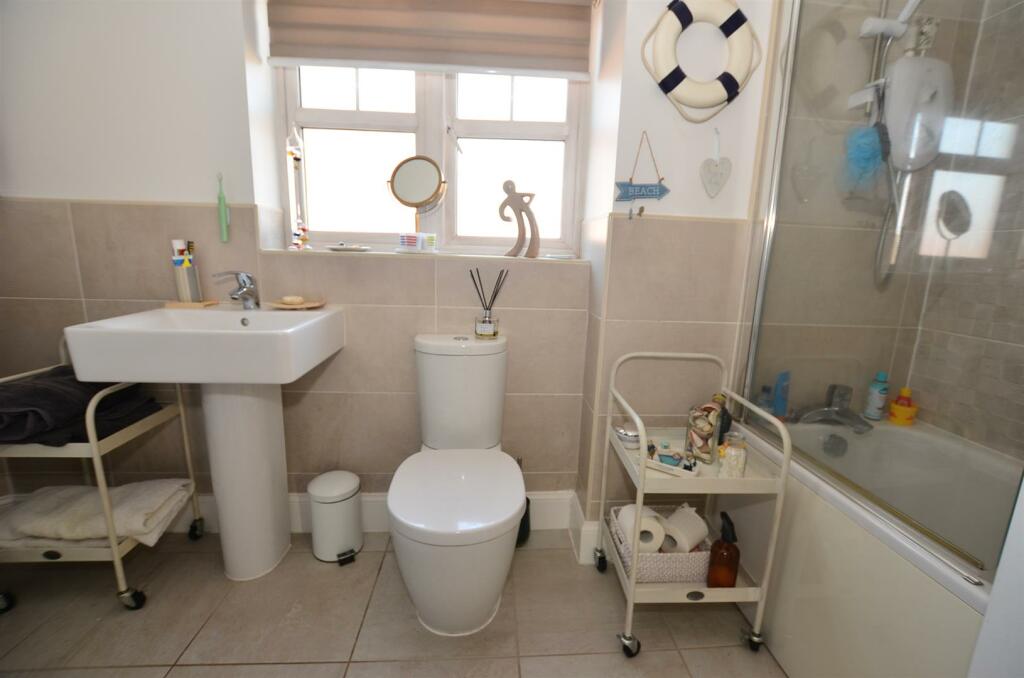 Main Bathroom