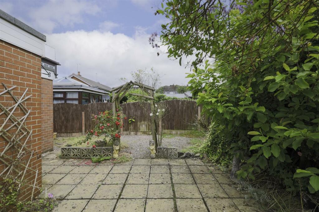 0T6A6990-Edit copy.jpg