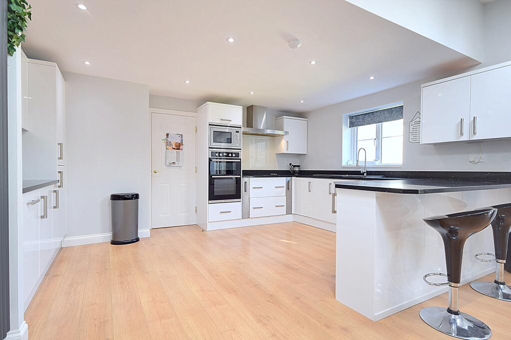 Wndermere Rise Ewemove Brighouse (15)