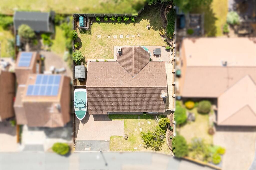 The Limes Greenside Avenue Drone Above.jpg