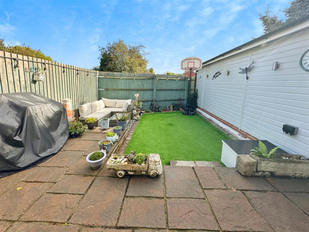 9269ea48--4609-92FD-F343B06B42D4-11963-00000366973