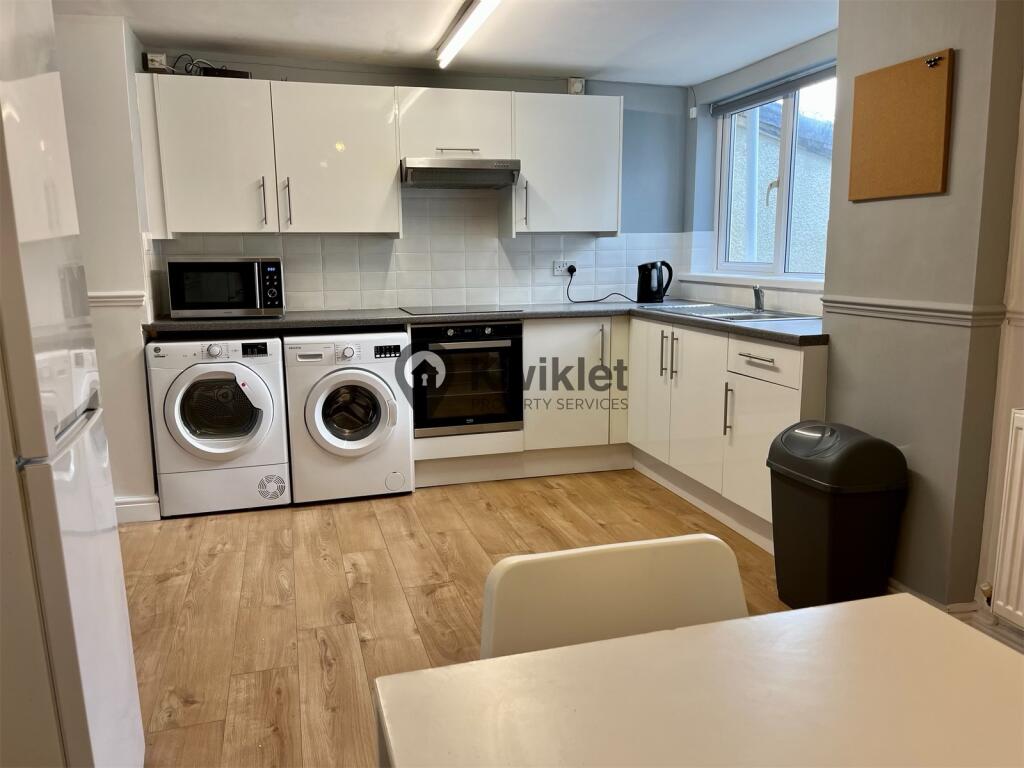 eZy Watermark_13-01-2023_01-07-32pm