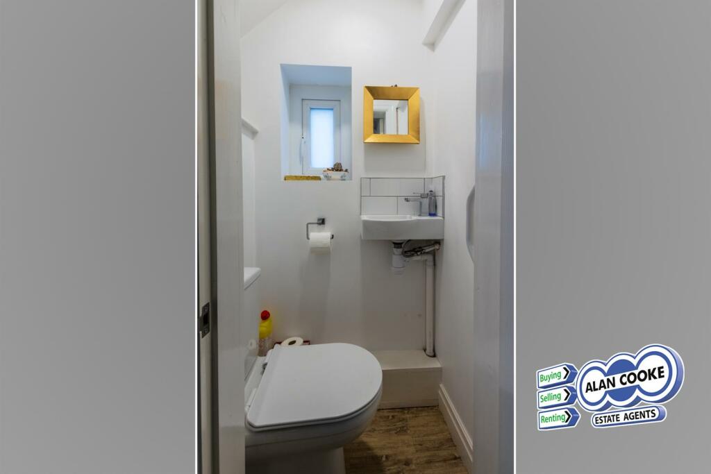 GROUND FLOOR WC