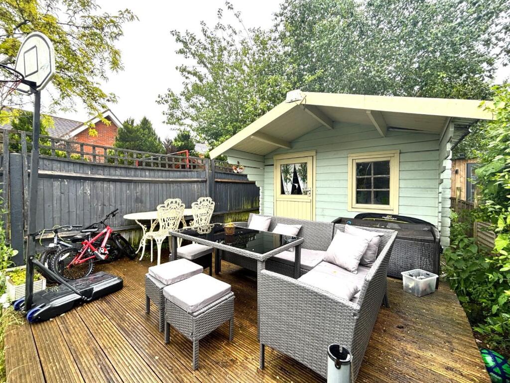 Patio summer house.jpeg