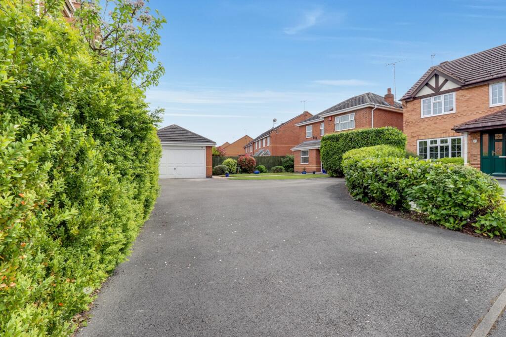 32- Rob Hammond EweMove Pontefract