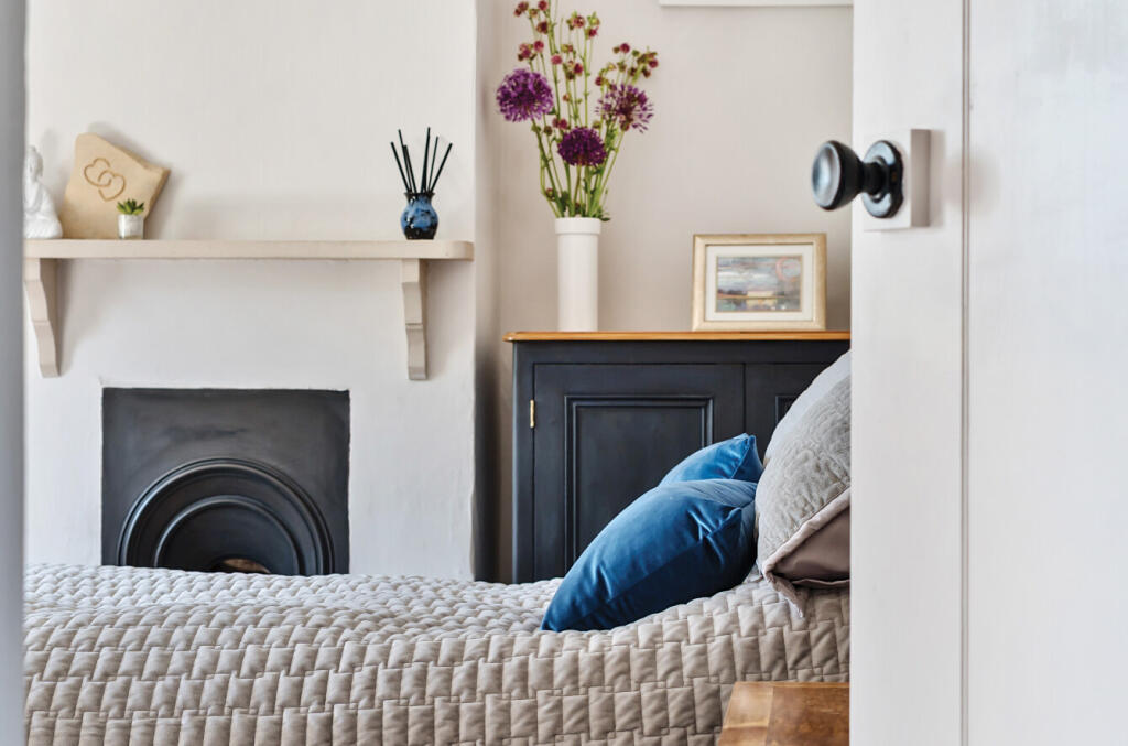 1289992-37-6824c9...