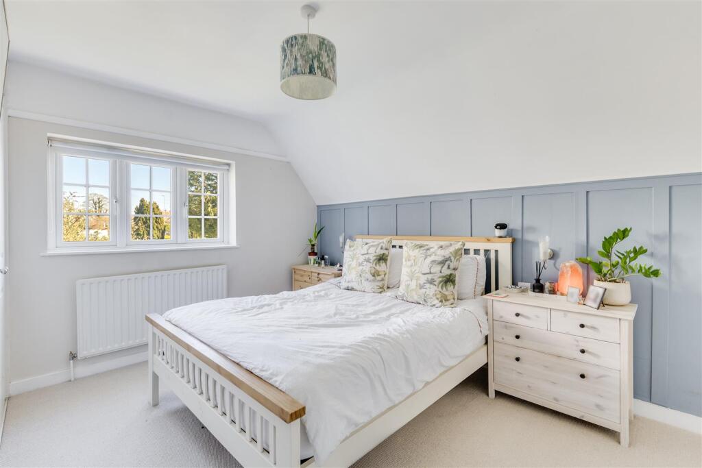 Baldock Road 72-6.jpg