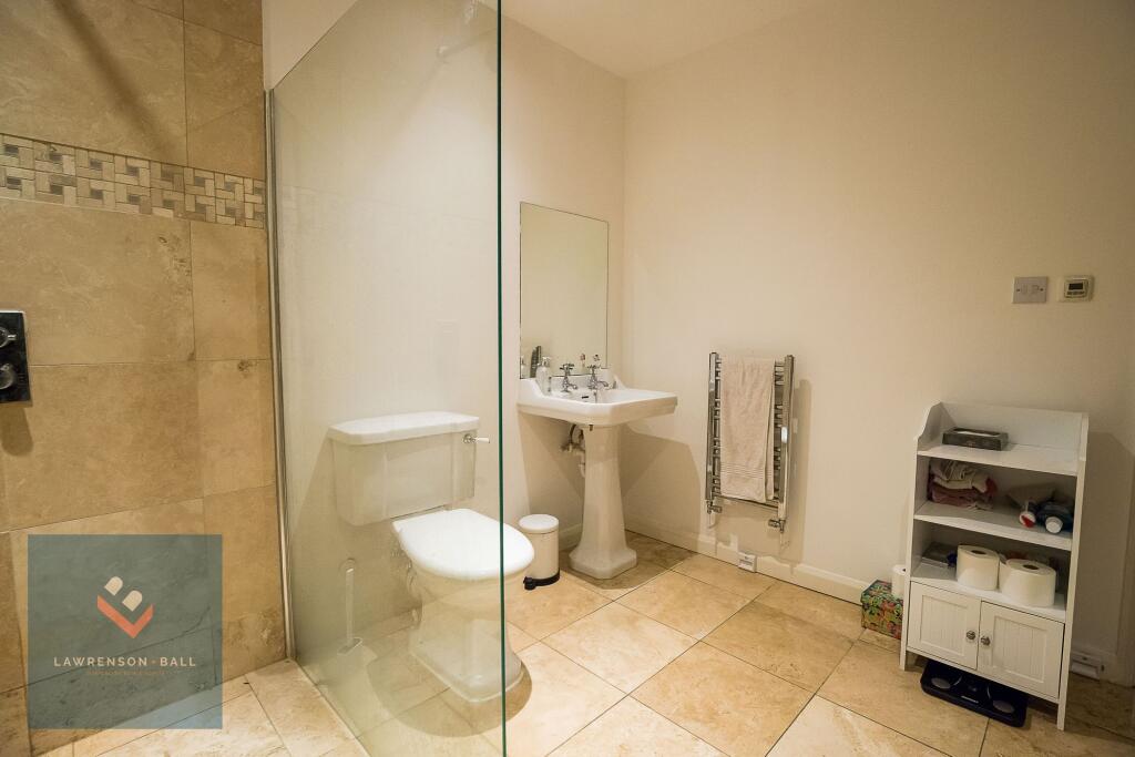 Luxury En-Suite Bathroom