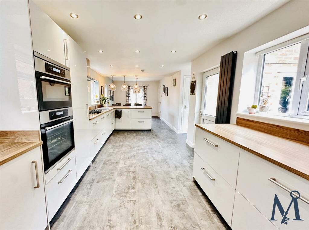 Open Plan Dining Kitchen