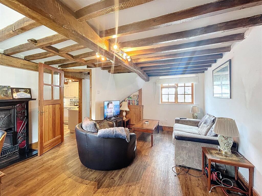 Dining Room/ Kitchen