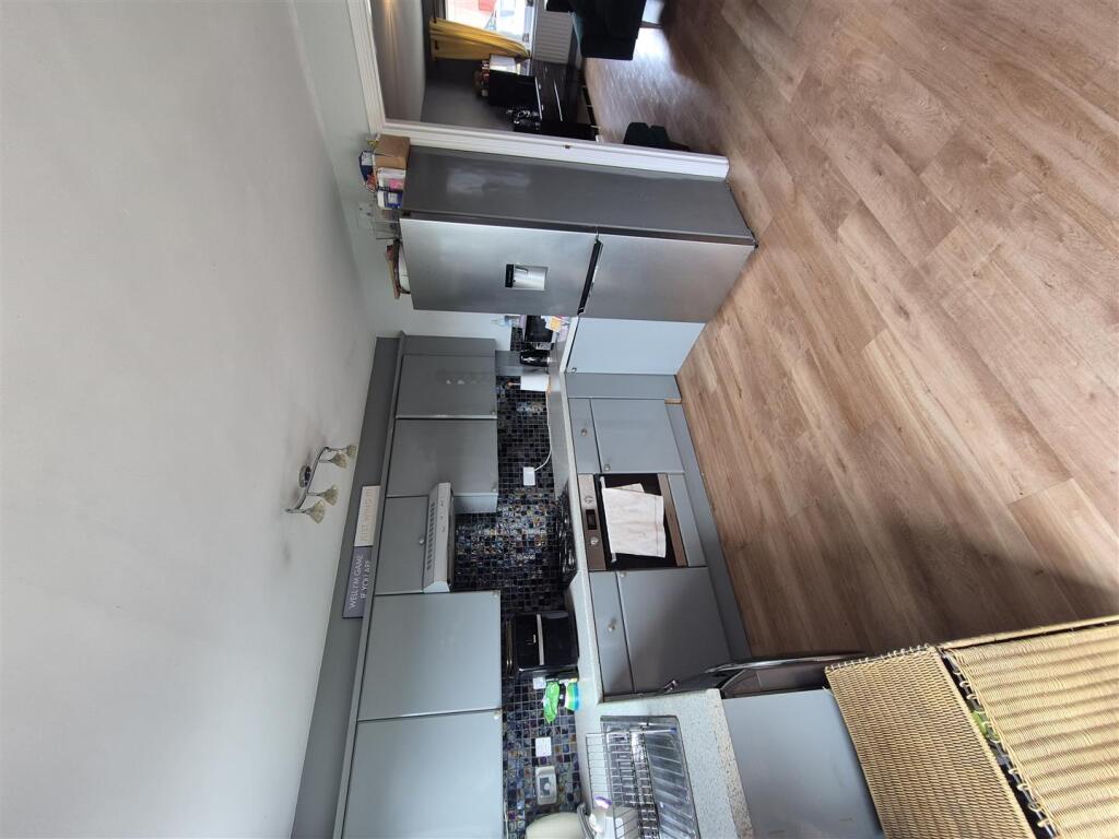 Newsham_road_52 (11).jpg