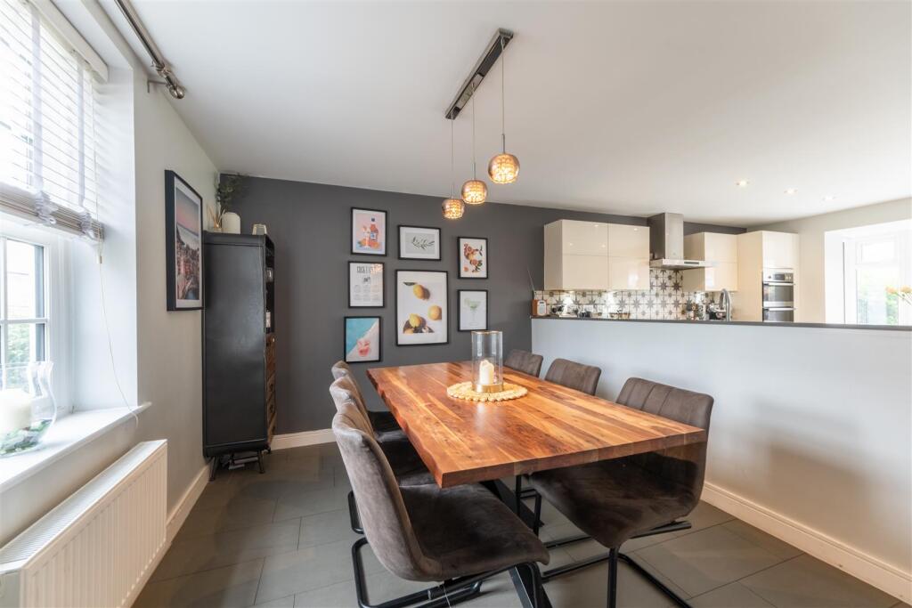 57 Hazelhurst Way-009.jpg