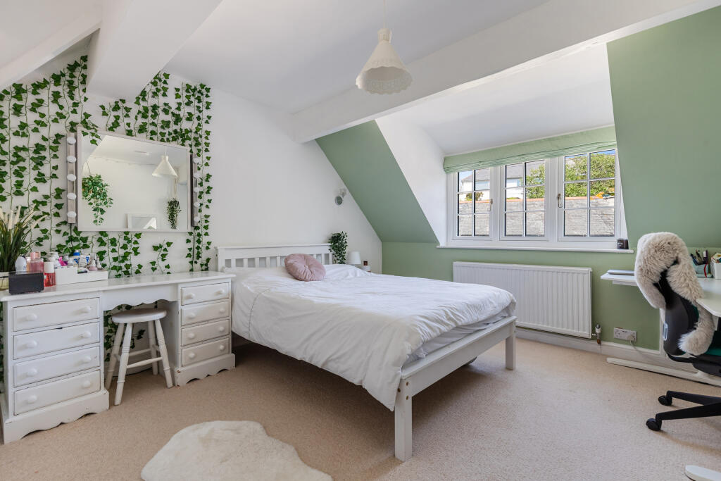 A40 - Higher Orchard 7 Court Road Newton Ferrers -