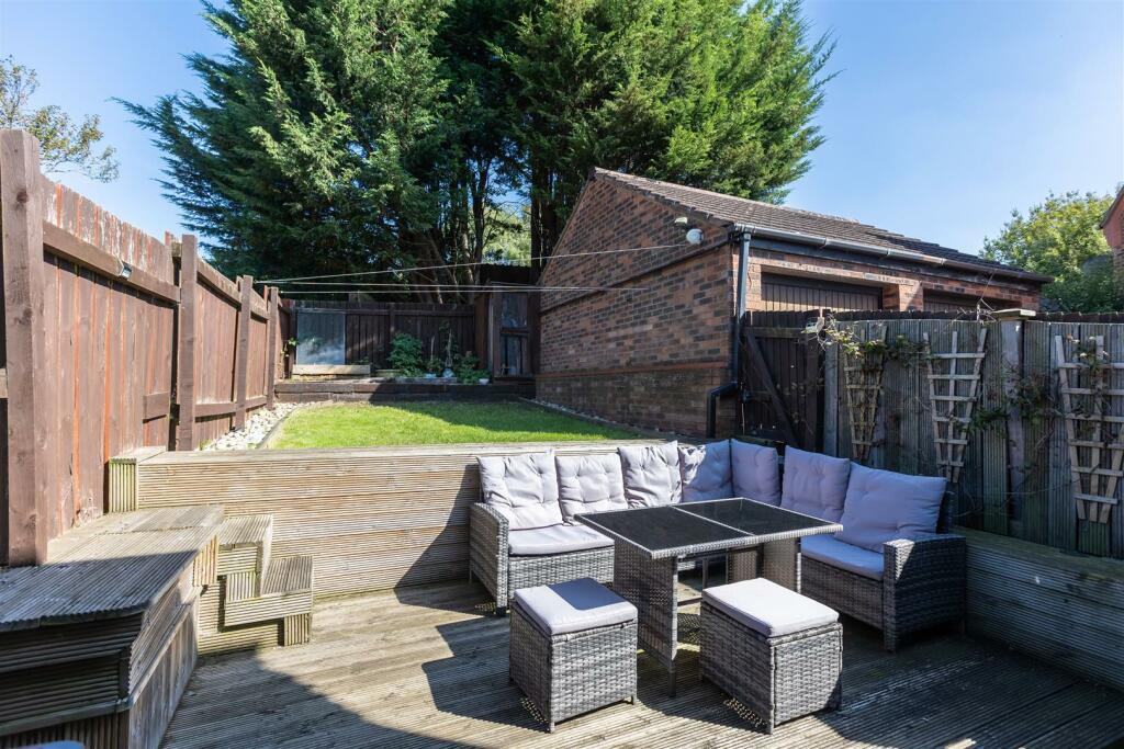 Pickwick Close 19 External-6.jpg
