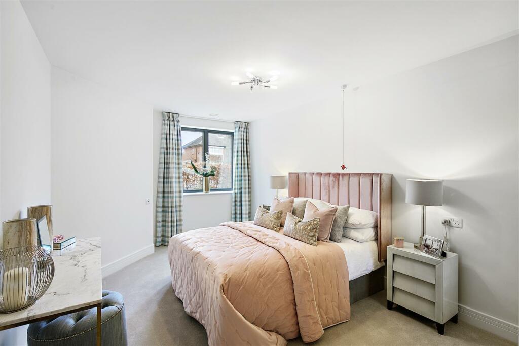 10-5454CT_MCS_Flat 11 Jenner Court_69.jpg