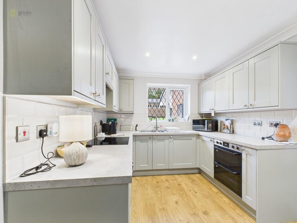 CAM03830G0-PR0231...