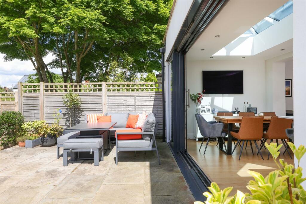 13 Red House Lane 41.JPG