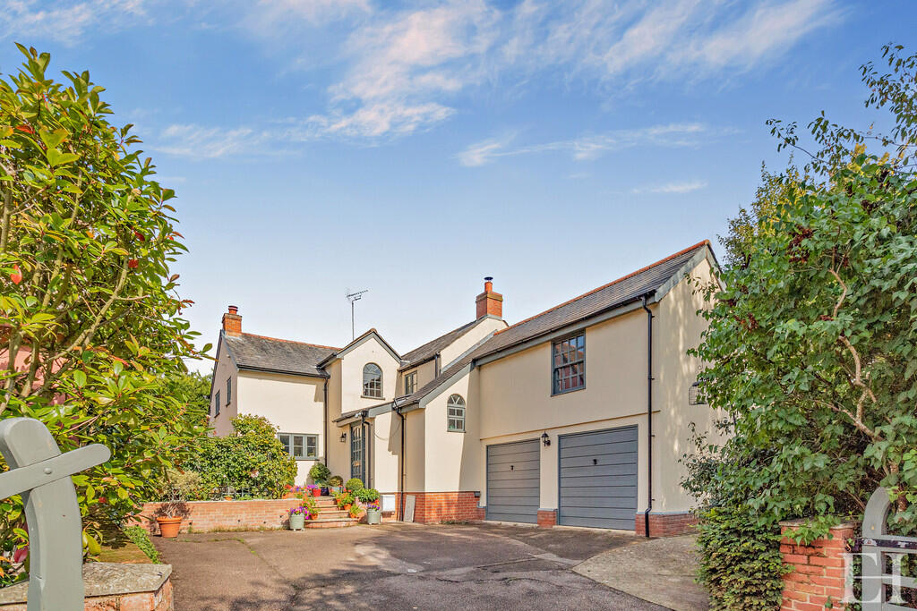 8658864-exteriorW...