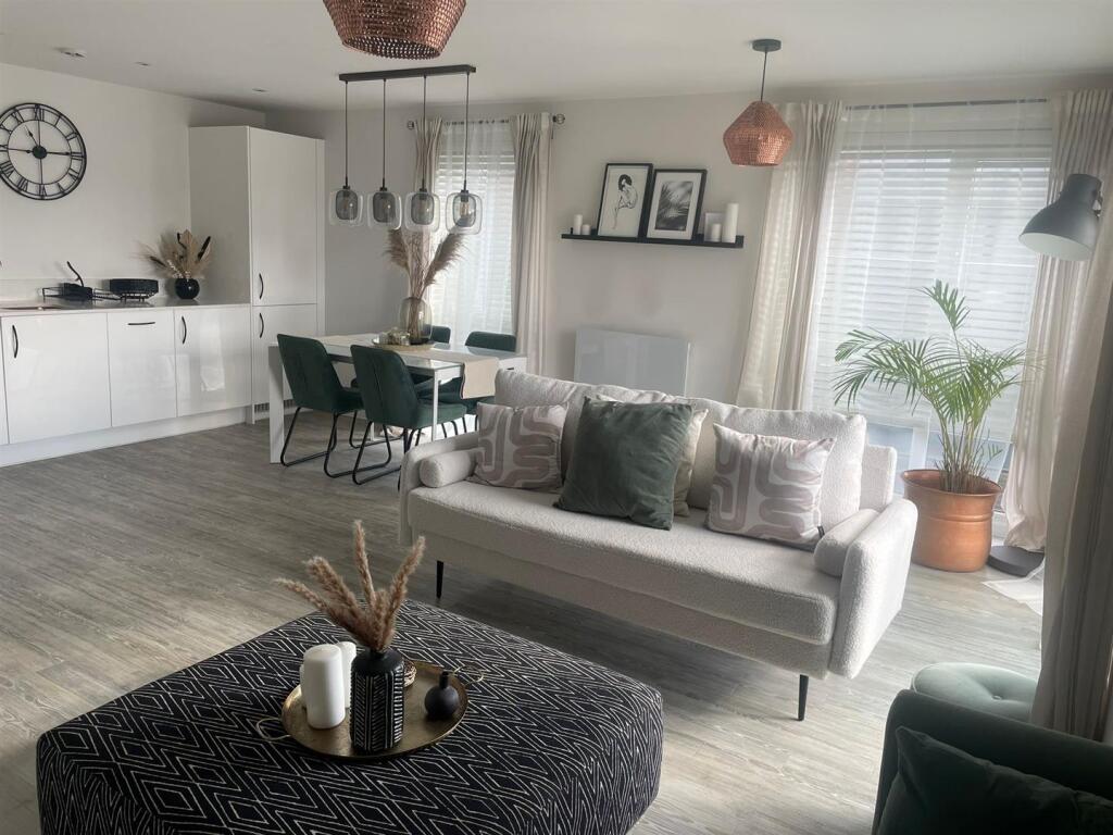 WhatsApp Image 2023-02-26 at 14.19.10.jpeg