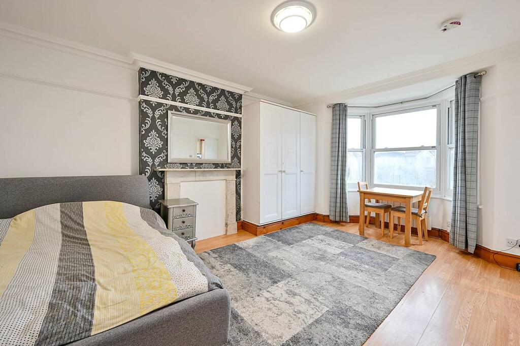 Kirchen Road, West Ealing, London, W13