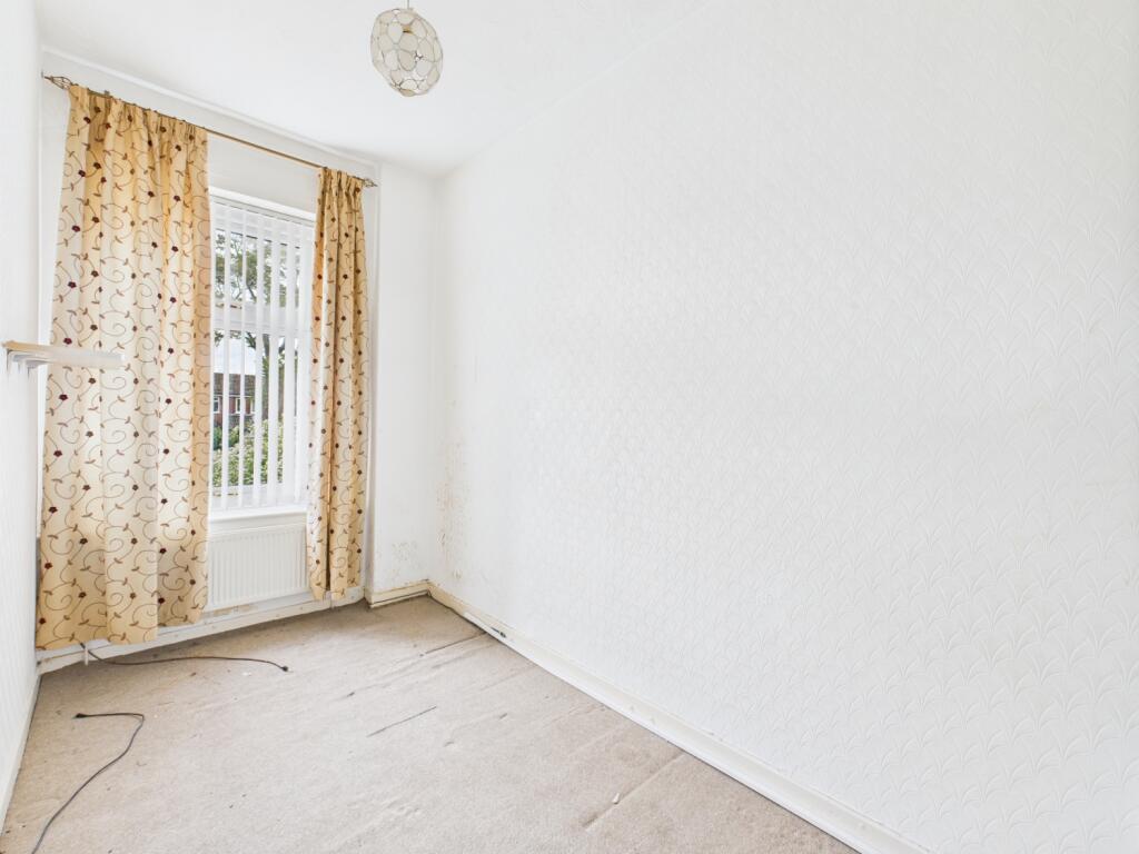 CAM03729G0-PR0058-STILL014