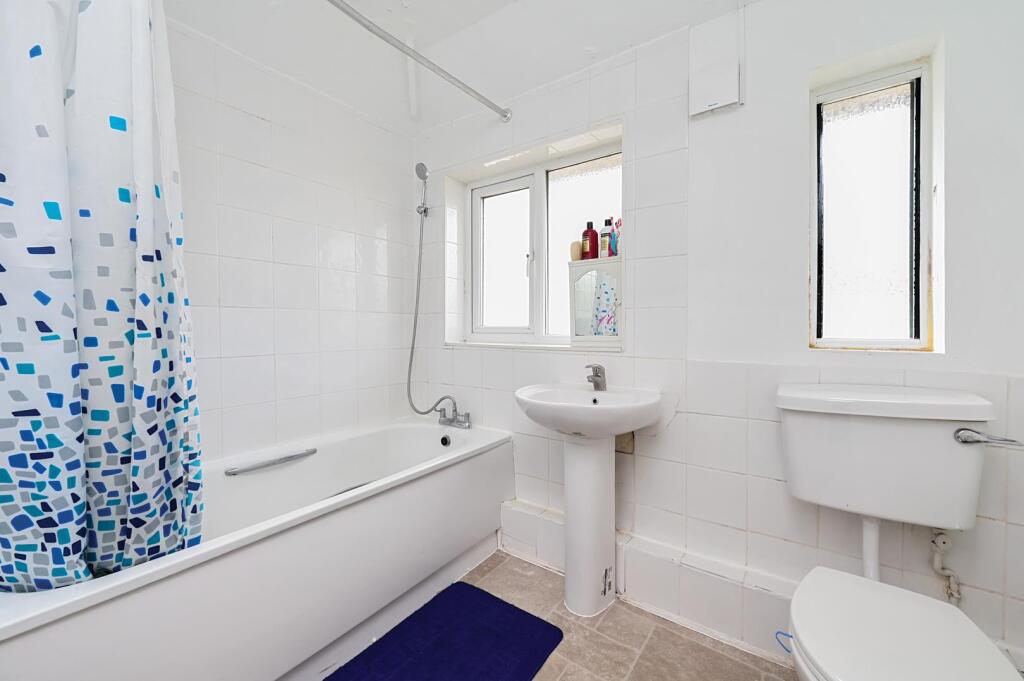 149 Foxhays Rd (7).jpg