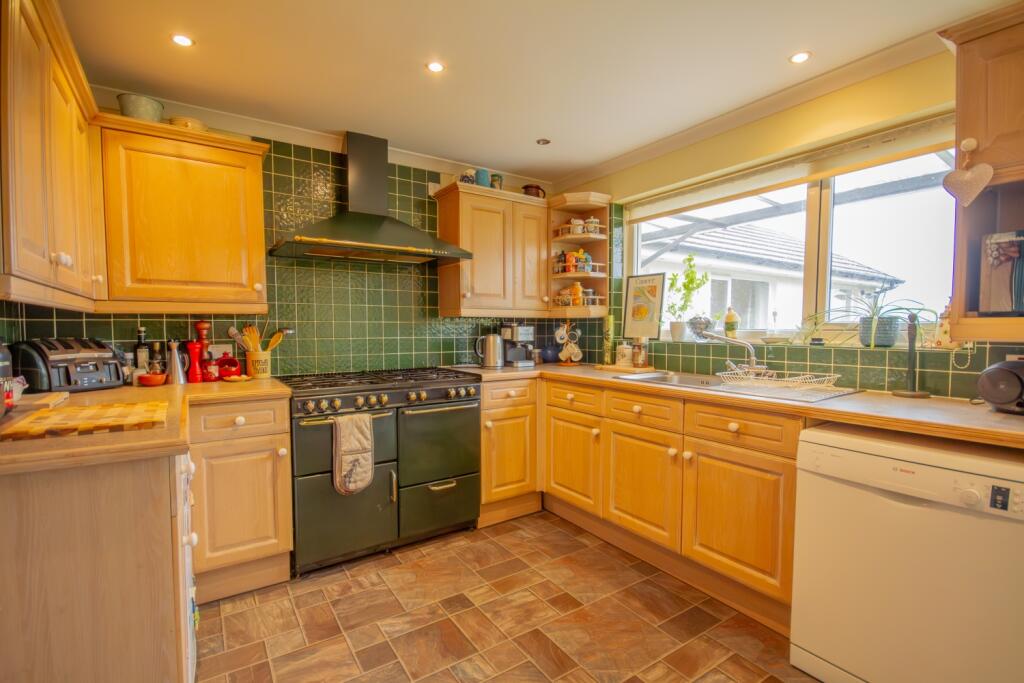 TPS 01208 872 728-28