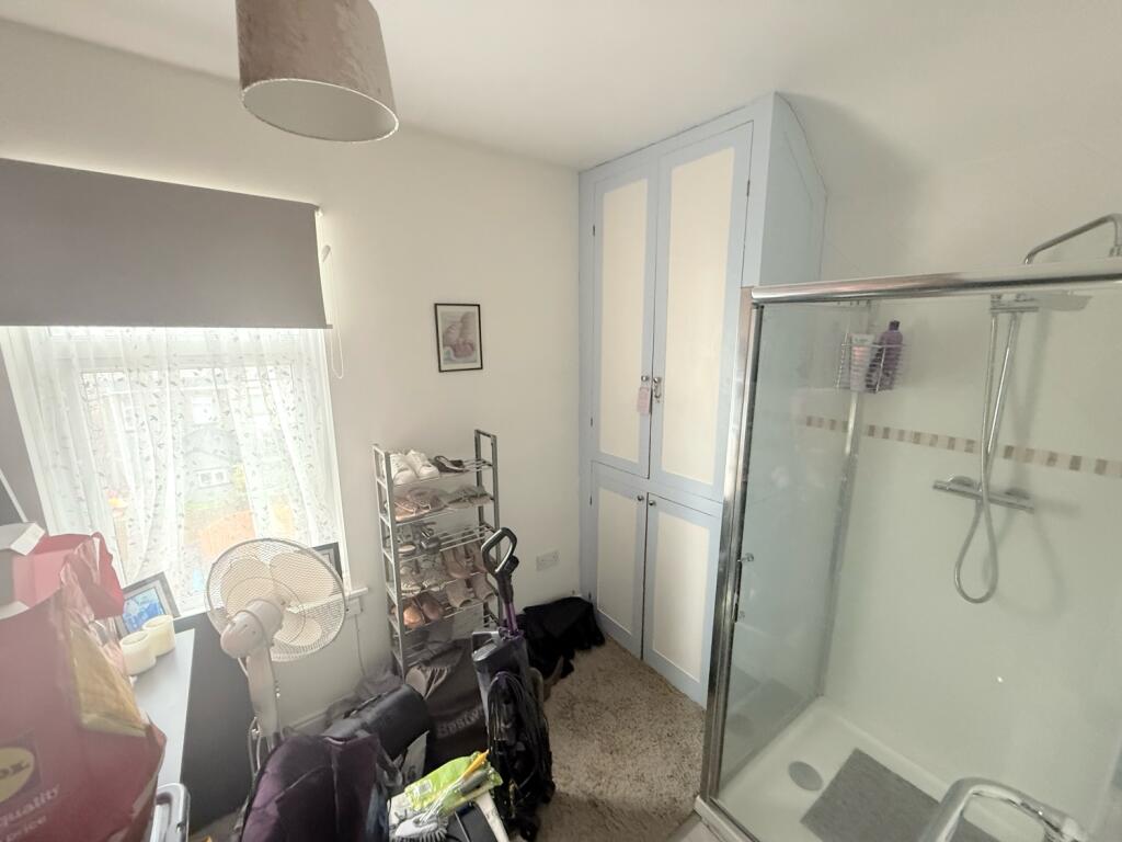 C09960A5-ADD0-49AC-B5CA-C2B566AD8E78