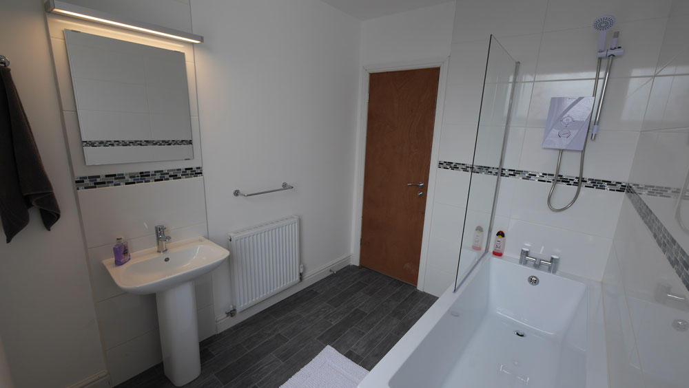 Main bathroom
