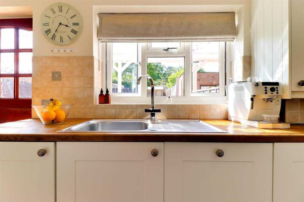 Kitchen diner 1.2.jpg